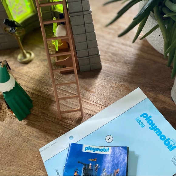 PLAYMOBIL 3839: Wizard’s Workshop Magic Castle - Vintage 100% Complete - Picture 8 of 14